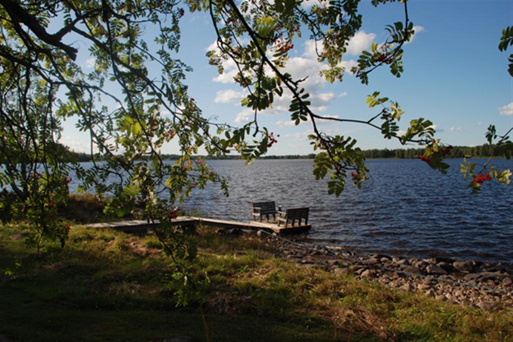 Kartanohotelli Saari Reisjärvi 外观 照片